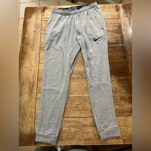 Nike Dri-Fit Gray Sweatpants - Size M